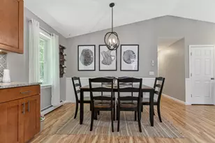 211 Broadturn Rd, Scarborough, ME 04074 - Photo 9