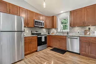 211 Broadturn Rd, Scarborough, ME 04074 - Photo 7