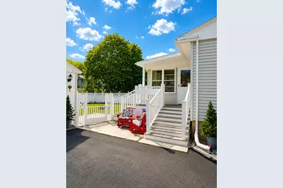 15 Lamothe Avenue, Biddeford, ME 04005 - Photo 3
