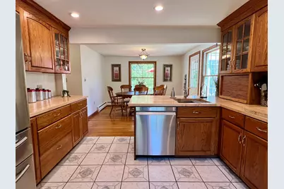 337 Middle Road, Falmouth, ME 04105 - Photo 7