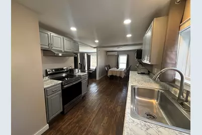 31 Hancock Street, Dover Foxcroft, ME 04426 - Photo 11