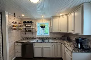 10 Danforth St, Wiscasset, ME 04578 - Photo 13