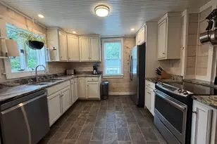 10 Danforth St, Wiscasset, ME 04578 - Photo 13