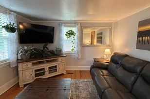10 Danforth St, Wiscasset, ME 04578 - Photo 17