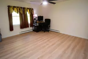 423 E River Rd, Skowhegan, ME 04976 - Photo 11
