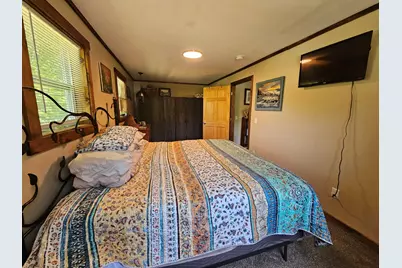 662 Temple Road, Farmington, ME 04938 - Photo 17