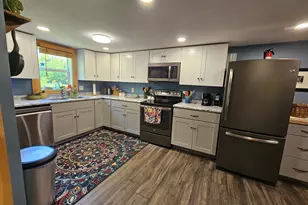 662 Temple Rd, Farmington, ME 04938 - Photo 5