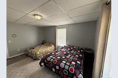 35 Pine Street, Auburn, ME 04210 - Photo 21