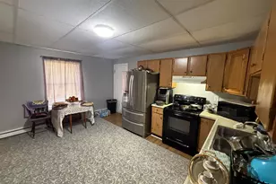 35 Pine St, Auburn, ME 04210 - Photo 11