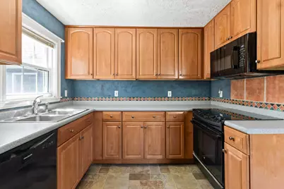 130 Pennsylvania Avenue, South Portland, ME 04106 - Photo 9