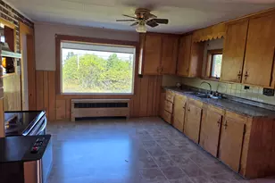 17 Cranberry Point Rd, Gouldsboro, ME 04607 - Photo 5