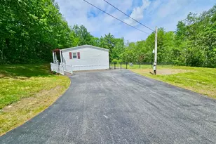 4 Crestview Dr, Lewiston, ME 04240 - Photo 3