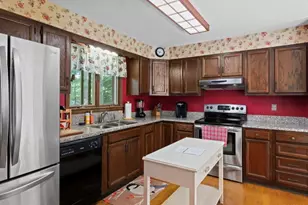 57 Barrows Dr, Topsham, ME 04086 - Photo 9