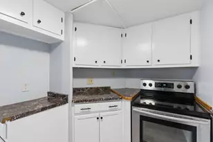 20 Green St, Biddeford, ME 04005 - Photo 9