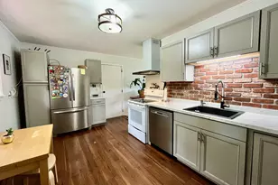 6 Glenwood St, Orono, ME 04473 - Photo 17
