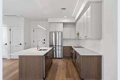 58 Cumberland Avenue #1, Portland, ME 04101 - Photo 9
