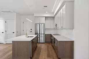 58 Cumberland Ave, Portland, ME 04101 - Photo 9
