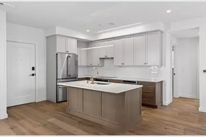 58 Cumberland Avenue #1, Portland, ME 04101 - Photo 11