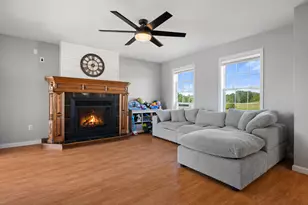 4 Maefield Ln, Hudson, ME 04449 - Photo 7