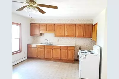 21 Bond Street, Augusta, ME 04330 - Photo 7