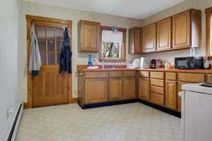 21 Bond St, Augusta, ME 04330 - Photo 43