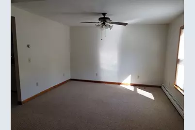 21 Bond Street, Augusta, ME 04330 - Photo 9
