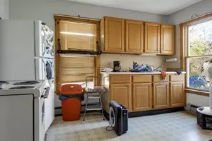 21 Bond St, Augusta, ME 04330 - Photo 39