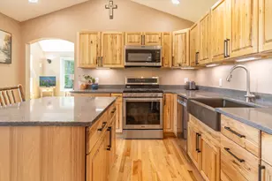 3279 Union St, Glenburn, ME 04401 - Photo 9