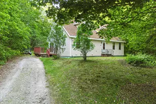 41 Birch St, Winthrop, ME 04364 - Photo 1