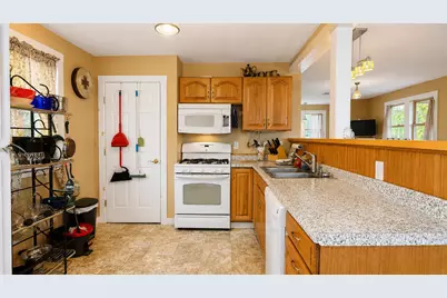 7 Hobson Street, Lubec, ME 04652 - Photo 7