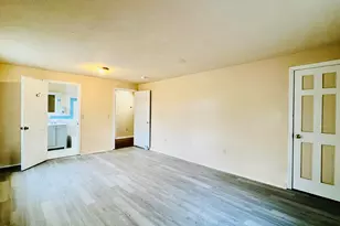 1883 Essex St, Bangor, ME 04401 - Photo 13