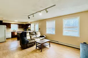 1883 Essex St, Bangor, ME 04401 - Photo 5