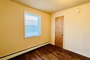1883 Essex St, Bangor, ME 04401 - Photo 17