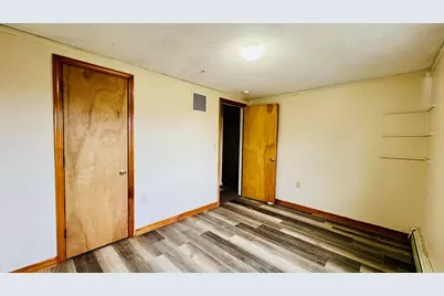 1883 Essex Street, Bangor, ME 04401 - Photo 31