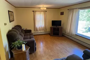 237 Foxcroft Rd, Houlton, ME 04730 - Photo 21