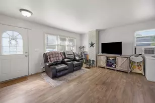 157 Raymond St, Pittsfield, ME 04967 - Photo 11