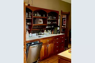32 Pleasant Street, Houlton, ME 04730 - Photo 11