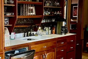 32 Pleasant St, Houlton, ME 04730 - Photo 11