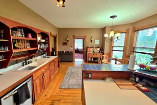 32 Pleasant St, Houlton, ME 04730 - Photo 23