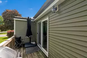 29 Eaton Dr, Buxton, ME 04093 - Photo 5