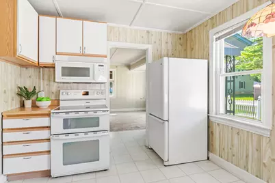 27 Edgemont Avenue, Waterville, ME 04901 - Photo 9