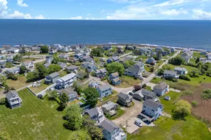 17 Clifford Ln, Wells, ME 04090 - Photo 3