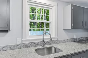 50 Hennessey Ave, Brunswick, ME 04011 - Photo 11