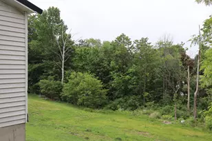 17 Chestnut St, Skowhegan, ME 04976 - Photo 5