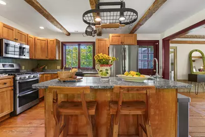 285 E Pond Road, Jefferson, ME 04348 - Photo 9