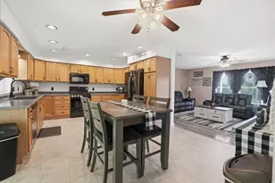 42 Winter St, Lincoln, ME 04457 - Photo 17