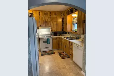 29 Somerset Street, Millinocket, ME 04462 - Photo 11