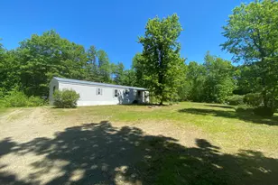 16 Edna Lee Ln, Benton, ME 04901 - Photo 3