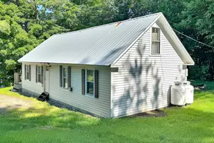 2501 Auburn Rd, Turner, ME 04282 - Photo 9