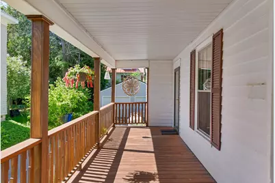 32 Morrill Avenue, Waterville, ME 04901 - Photo 5